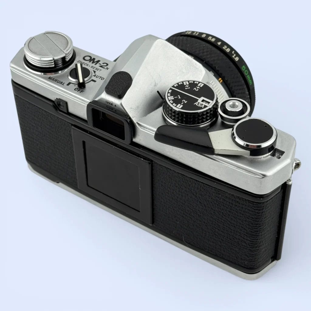 Olympus OM2n - Analogue Revival