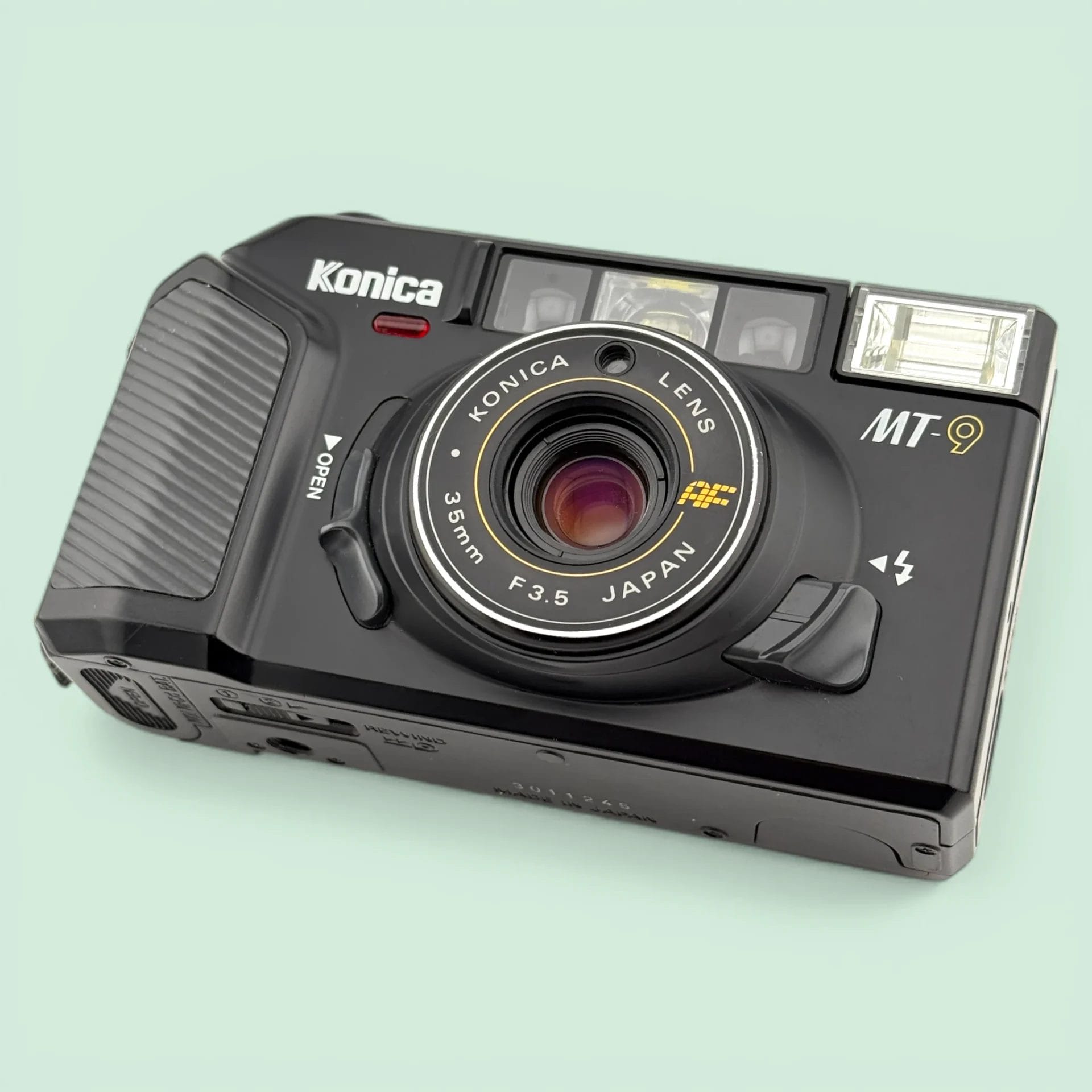 B品 Konica MT-9 フィルムカメラ ブラック Konica MT9 - Analogue Revival