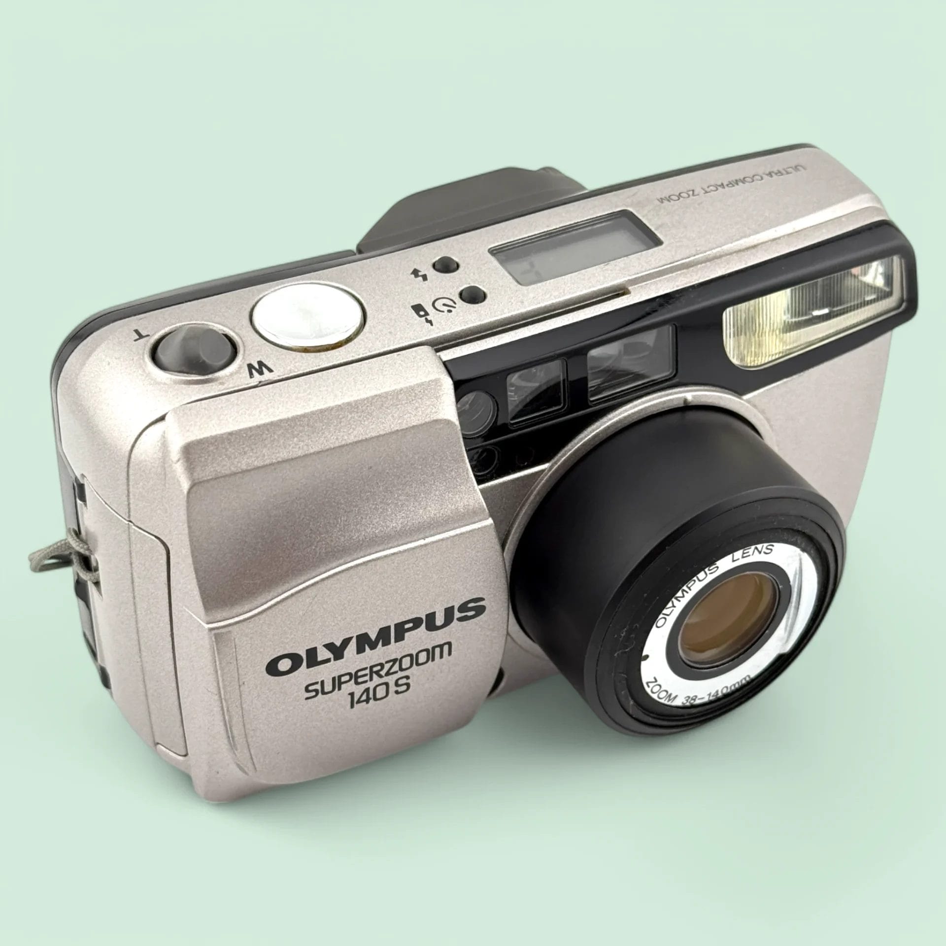 Olympus Superzoom 140s - Analogue Revival