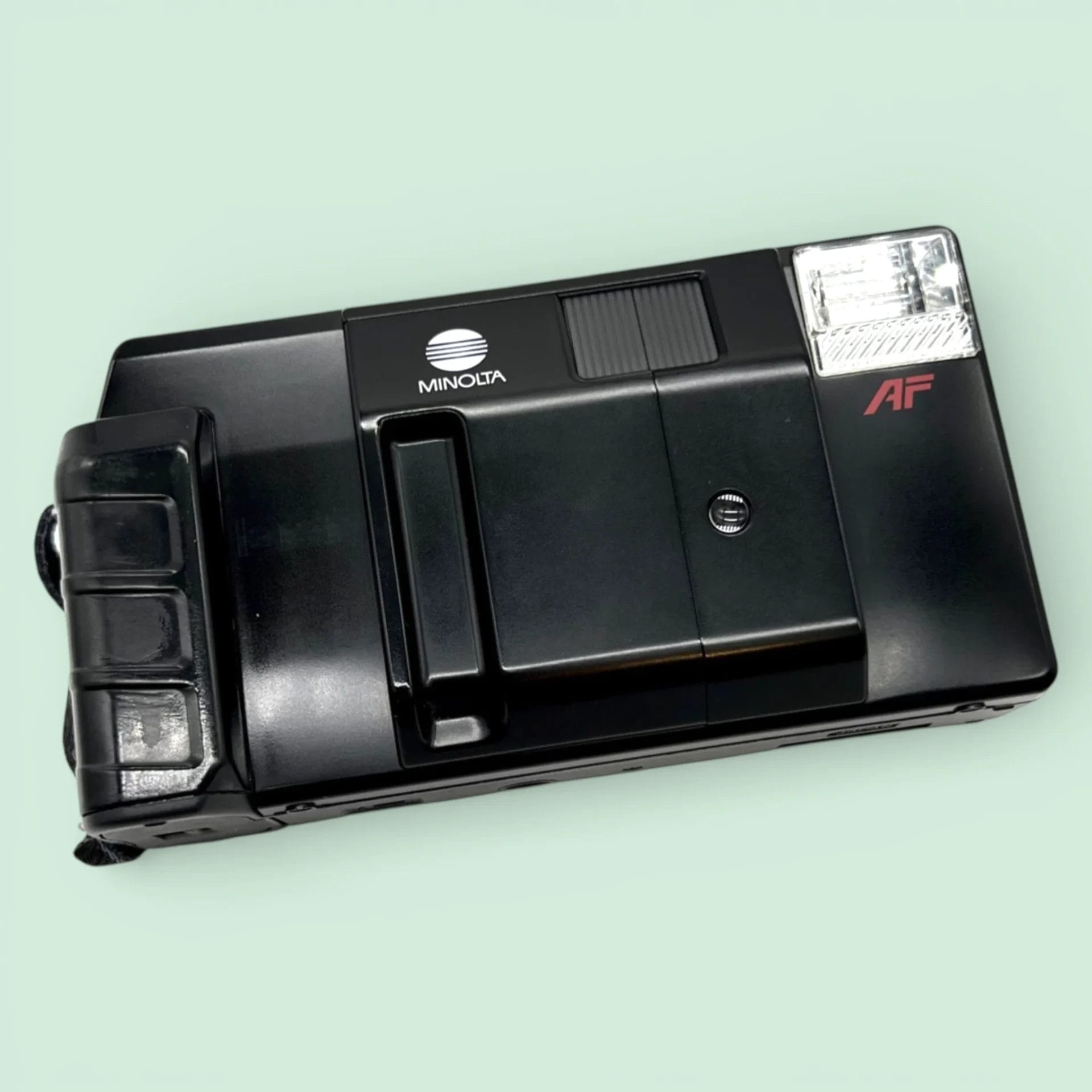 Minolta AF-Z - Analogue Revival
