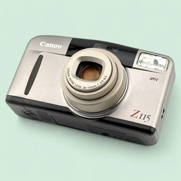 【動作良好】Canon フィルムカメラ SURE SHOT Z135 Camera review: The Canon SURE SHOT Z135 - EMULSIVE