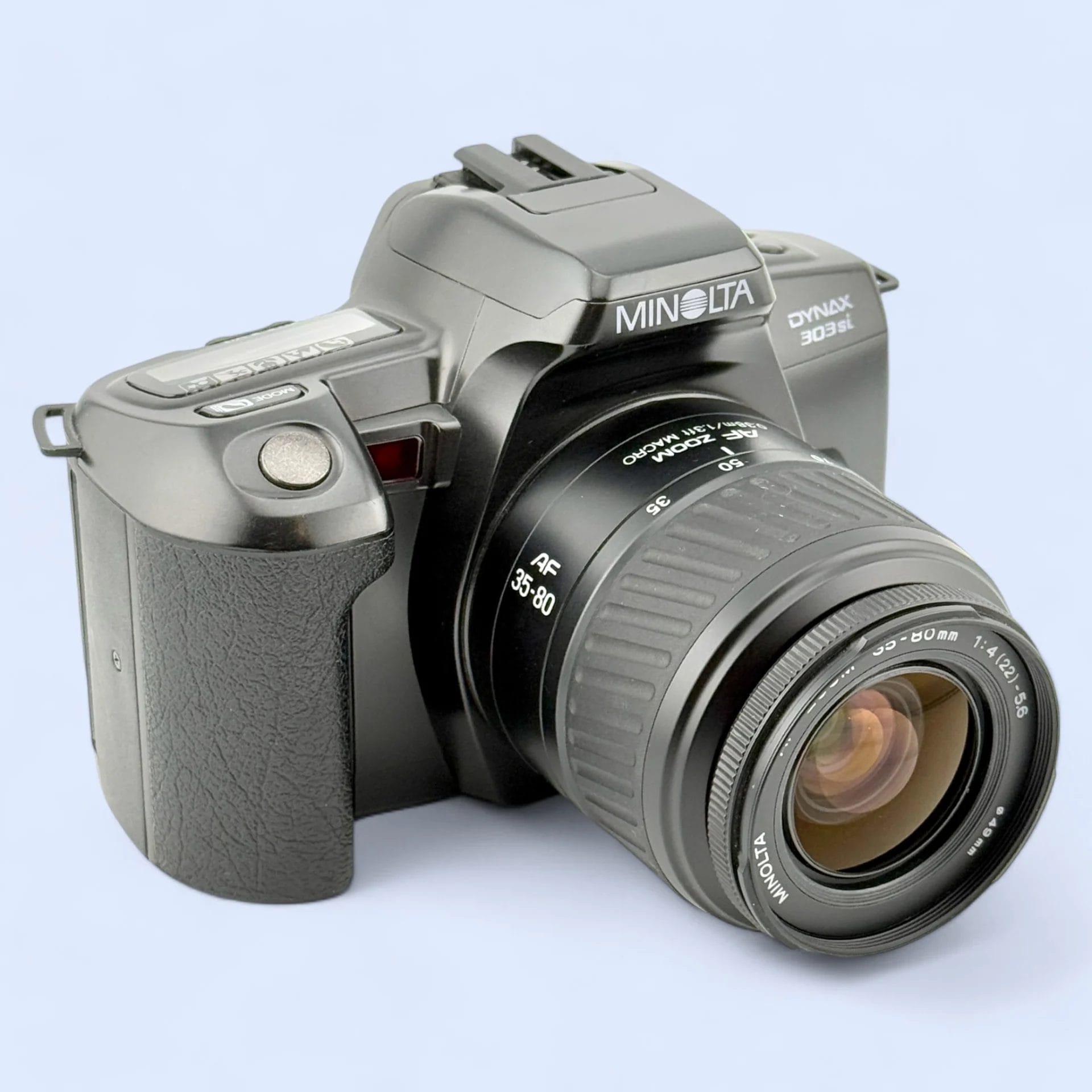 Minolta Dynax 303si - Analogue Revival