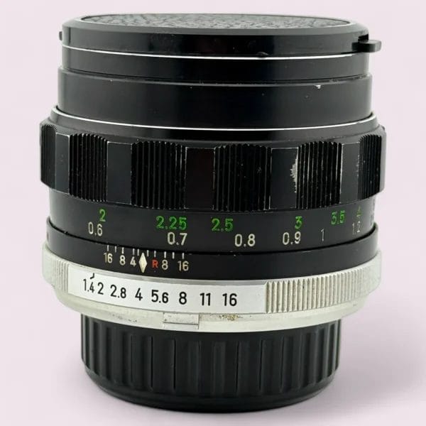 Minolta MC Rokkor-PG 58mm F⁄1.2 |