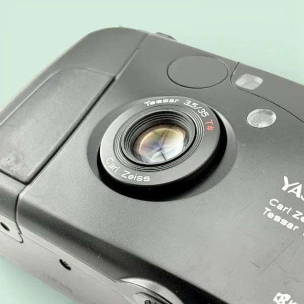 Yashica T4 - Analogue Revival