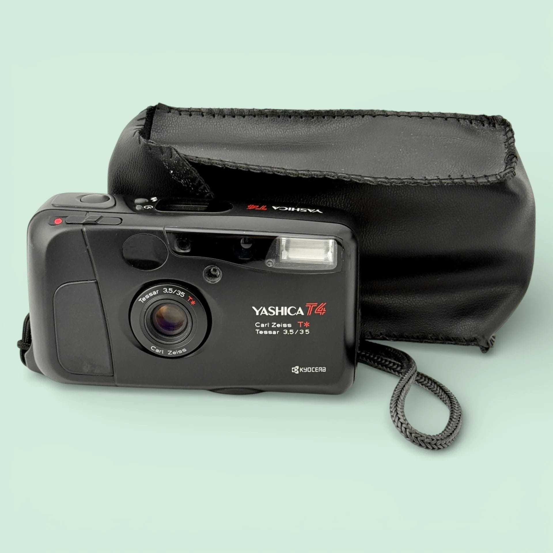 Yashica T4 - Analogue Revival