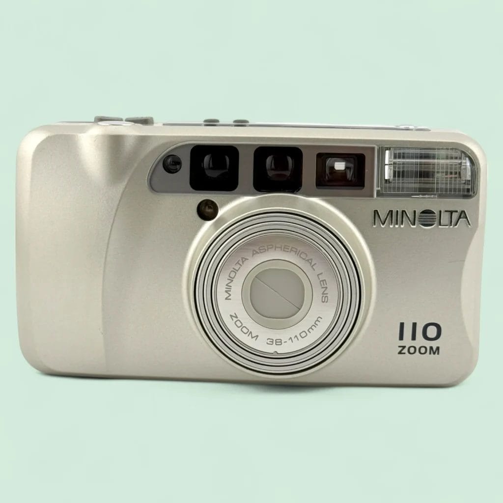 Minolta 110 Zoom - Analogue Revival
