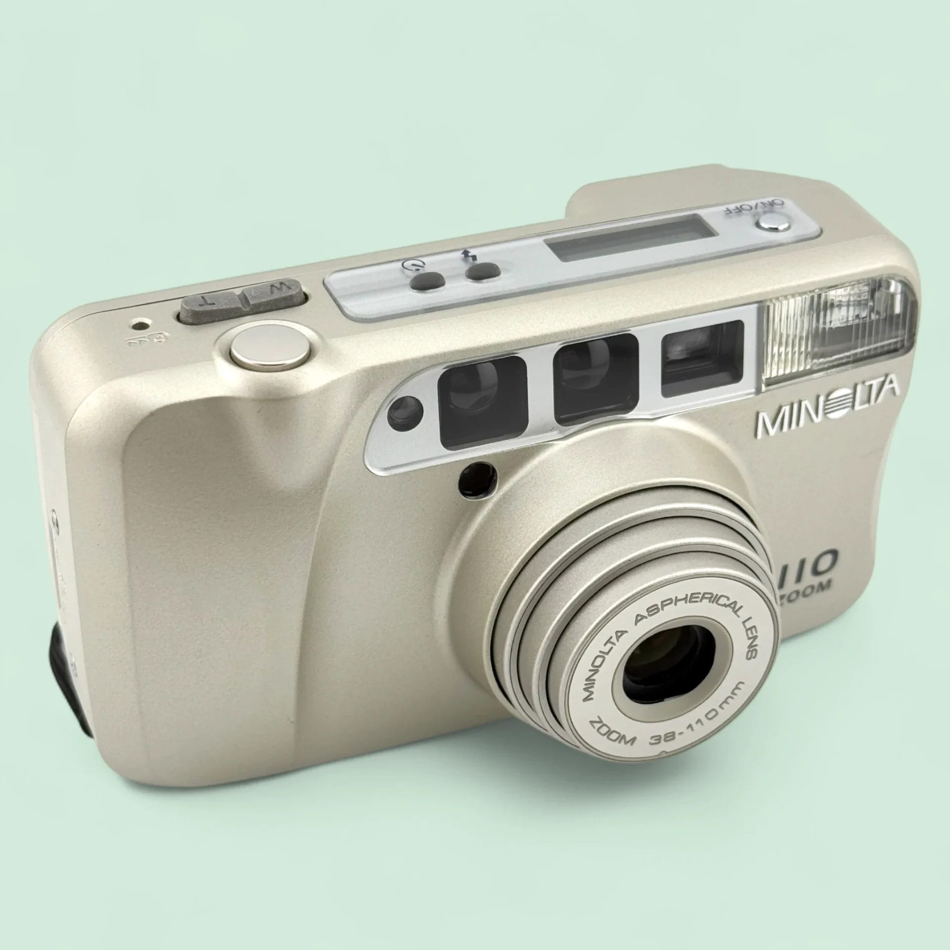 Minolta 110 Zoom - Analogue Revival