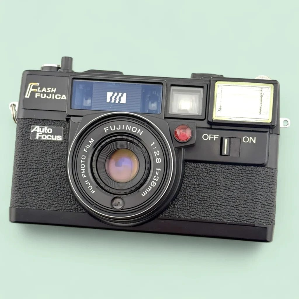 Flash Fujica AF - Analogue Revival