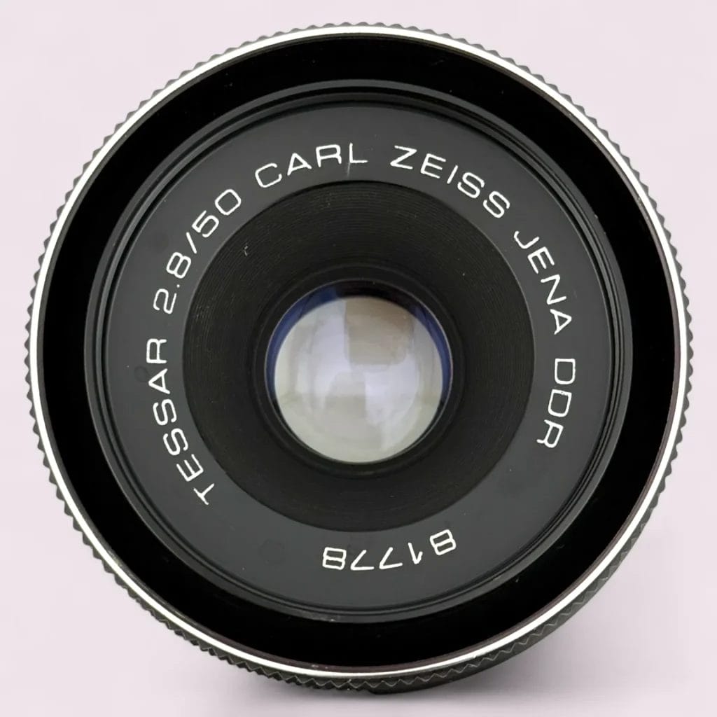Carl Zeiss Jena DDR Tessar 50mm f/2.8 M42 Lens Black - Analogue