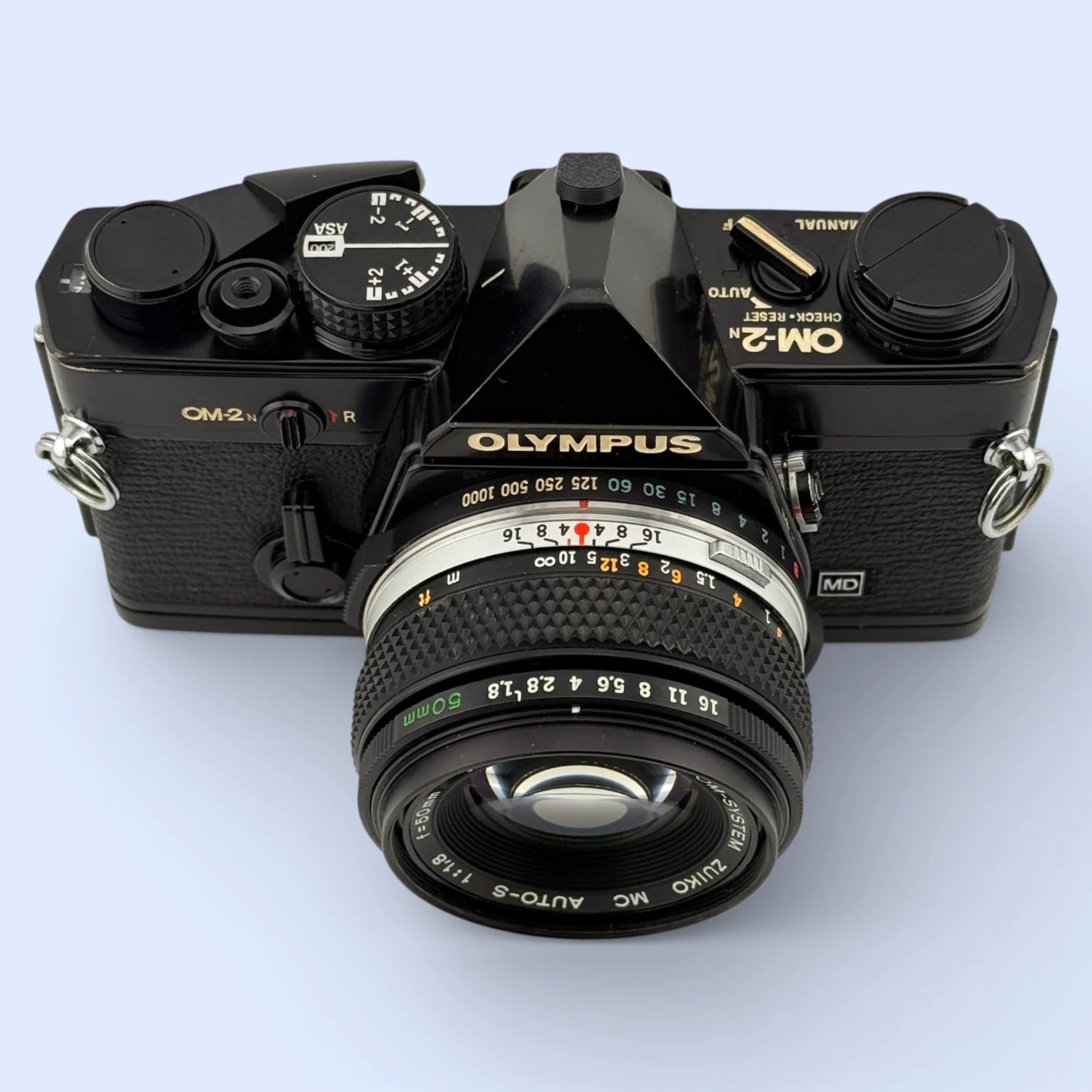 Olympus OM2n Black - Analogue Revival