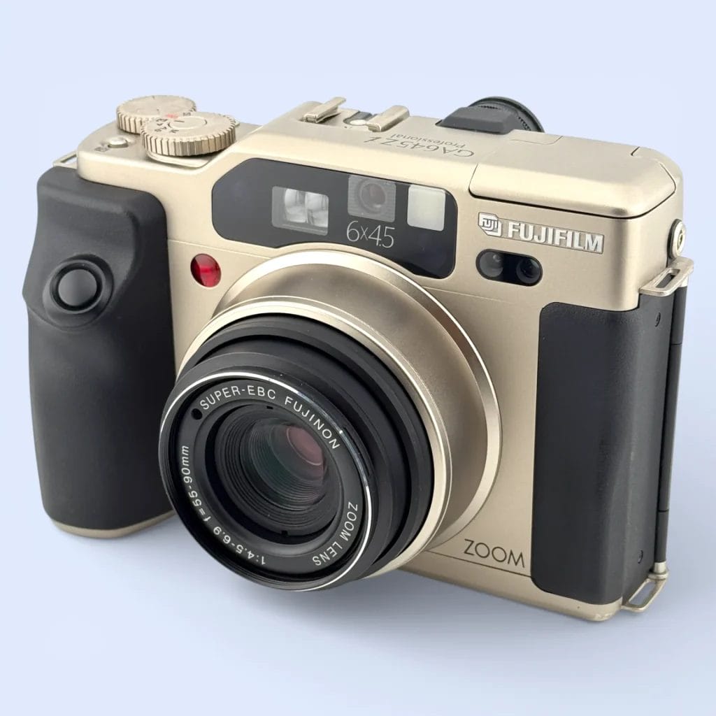 Fujifilm GA645Zi Medium Format - Analogue Revival