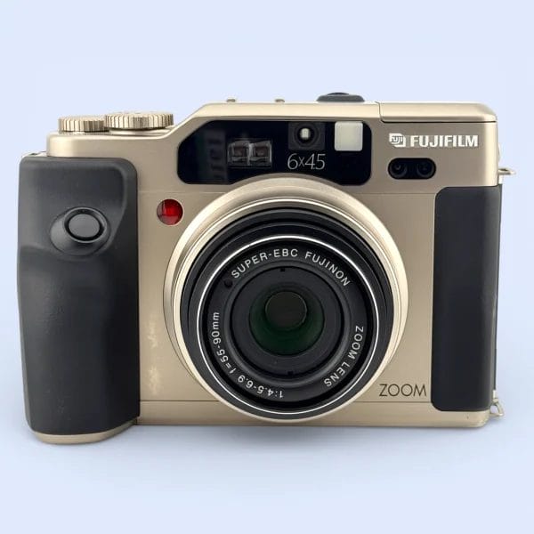 Fujifilm GA645Zi Medium Format - Analogue Revival