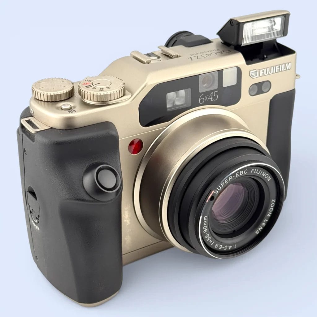Fujifilm GA645Zi Medium Format - Analogue Revival